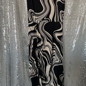 Chic Black and White Swirl Dress